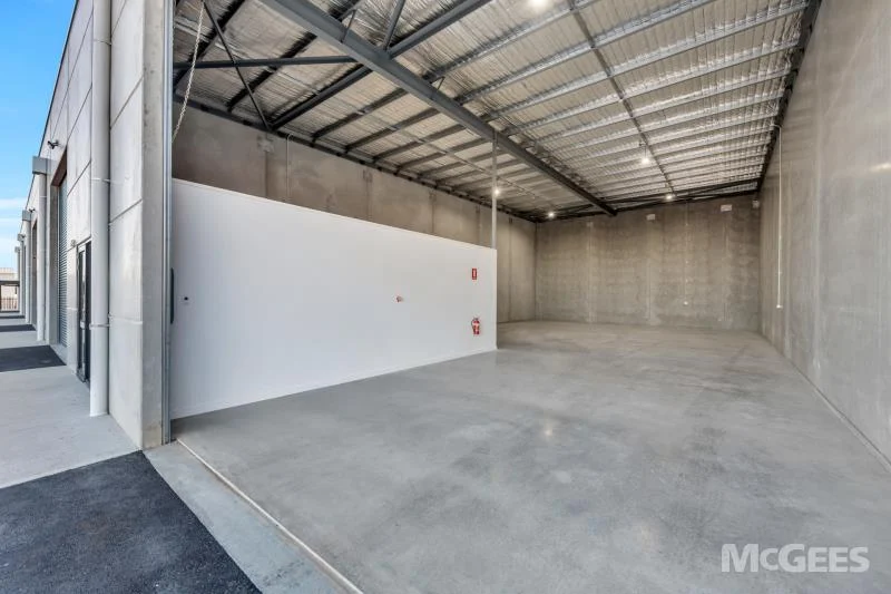 Unit 4/50 Farrow Circuit, Seaford — image 3