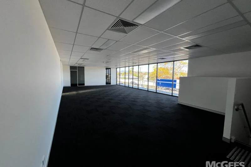 Unit/18 Ashwin Parade, Torrensville — image 9
