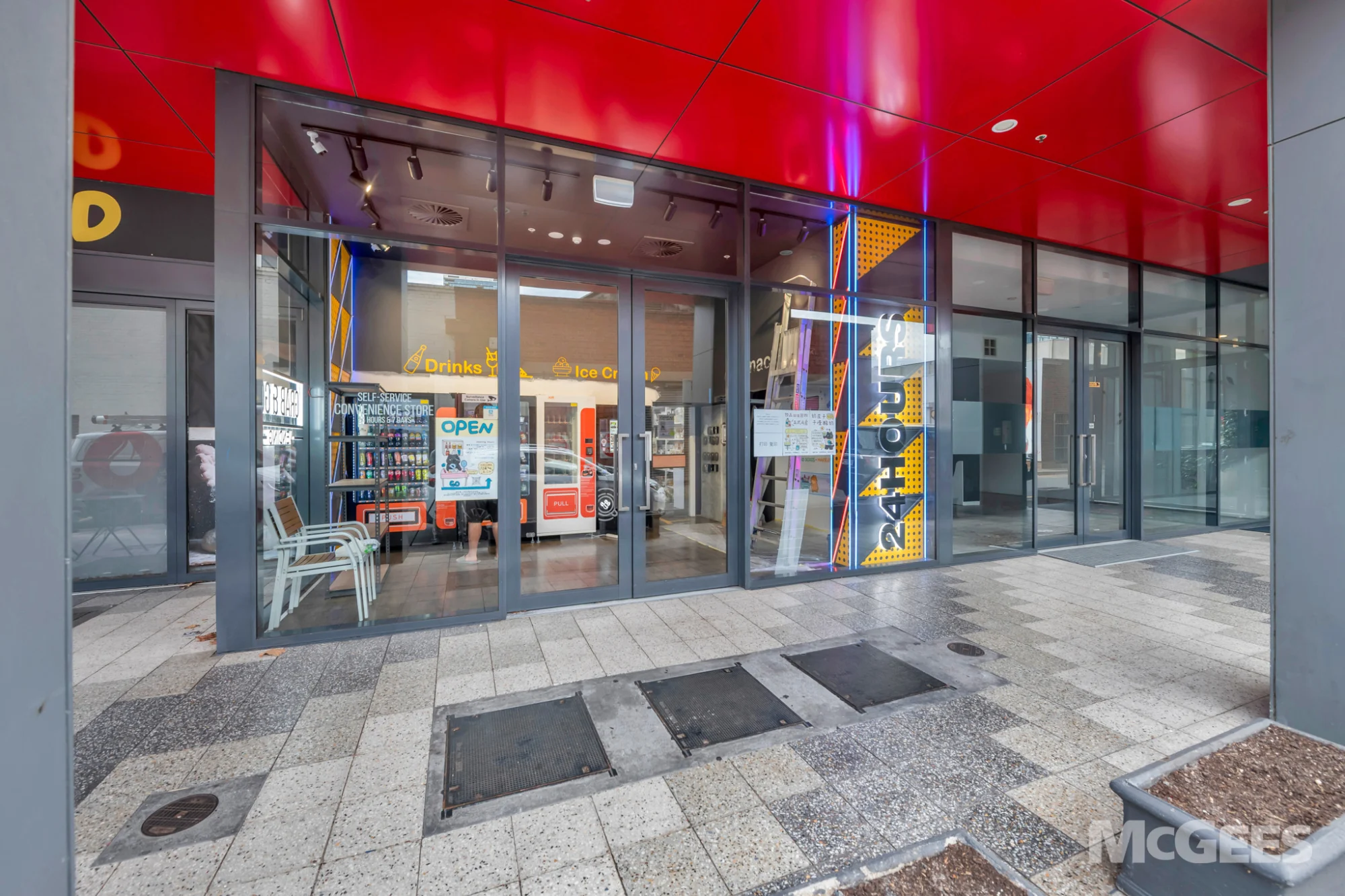 Shop 4/160 Grote Street, Adelaide — image 2