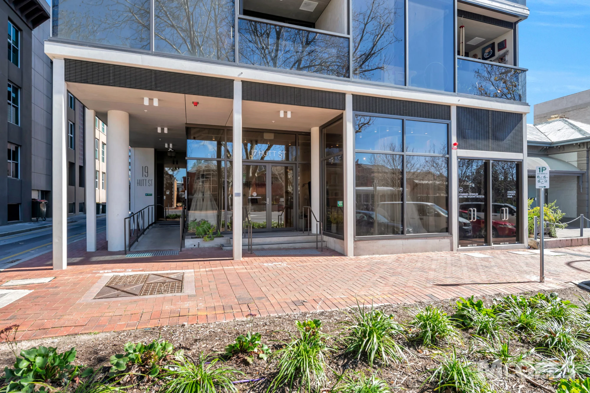 17 Hutt Street, Adelaide — image 1