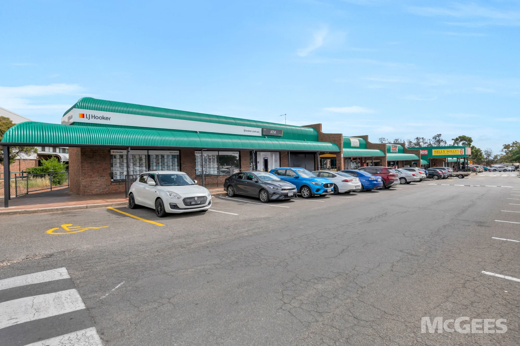176 Yorktown Road, Craigmore — image 10