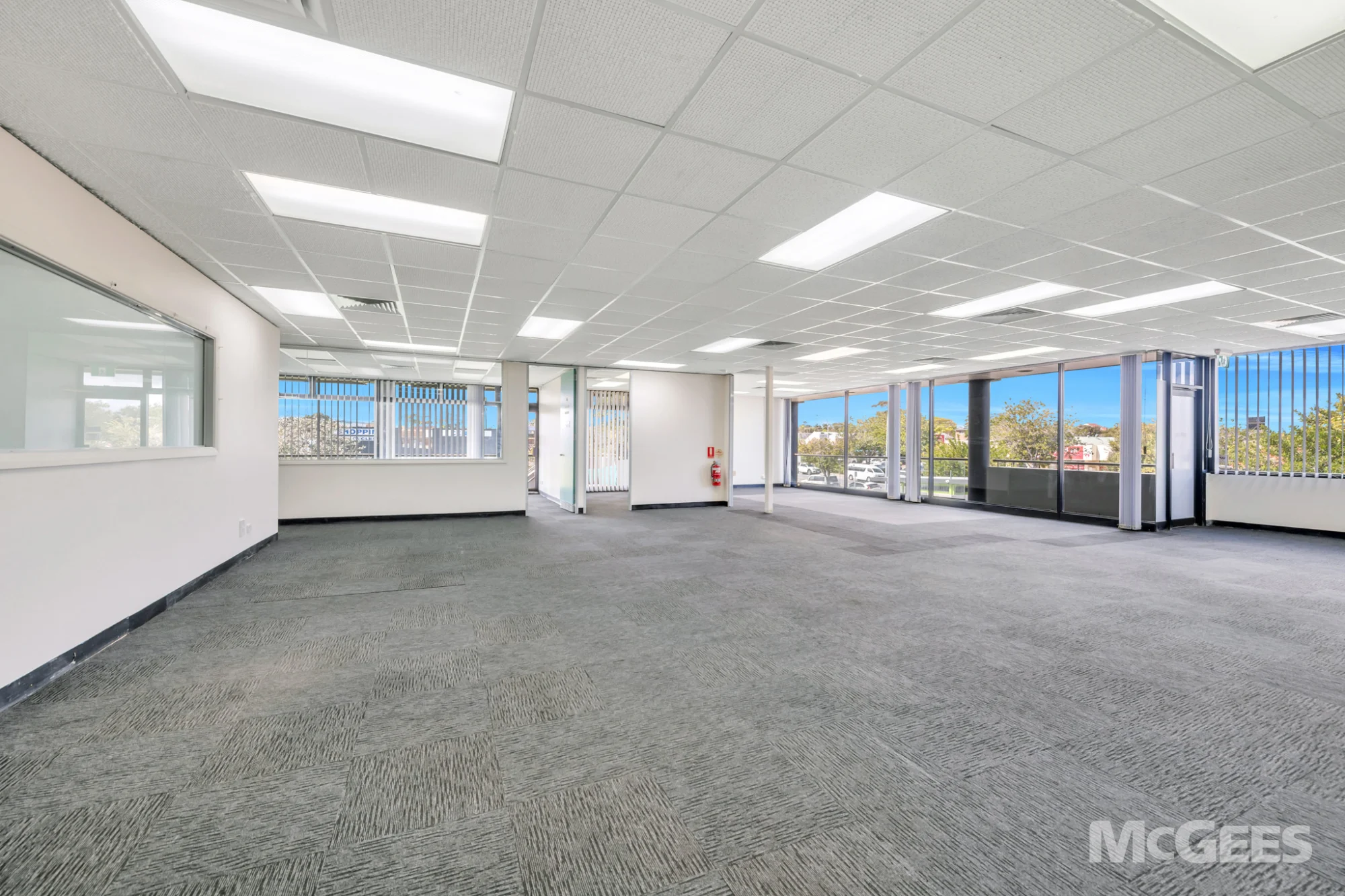 111 Beach Road, Christies Beach — image 3