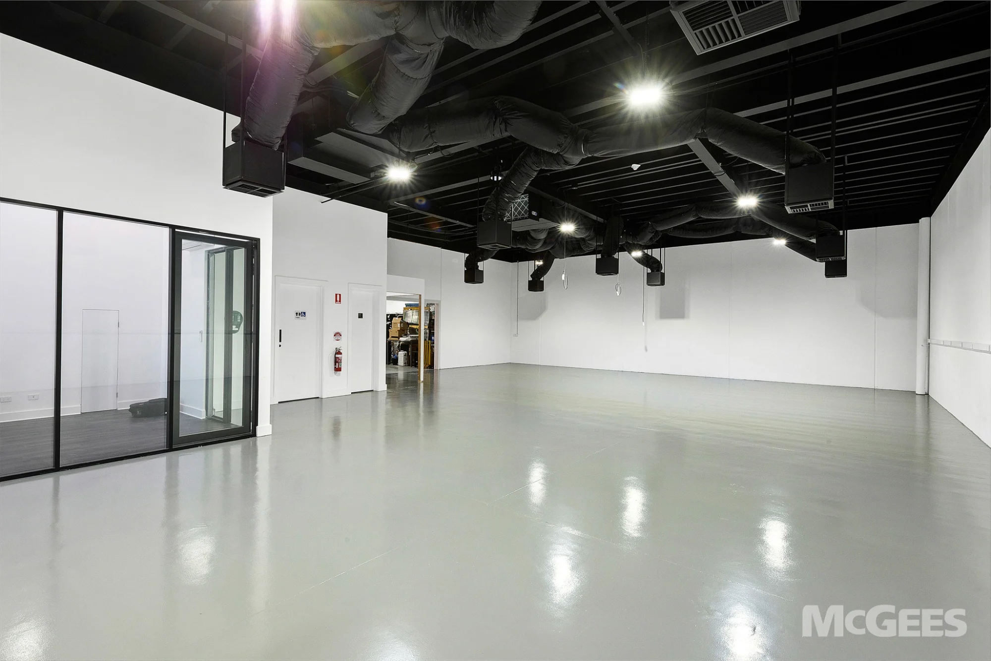 Unit 2 & 3/14 Ellemsea Circuit, Lonsdale — image 7