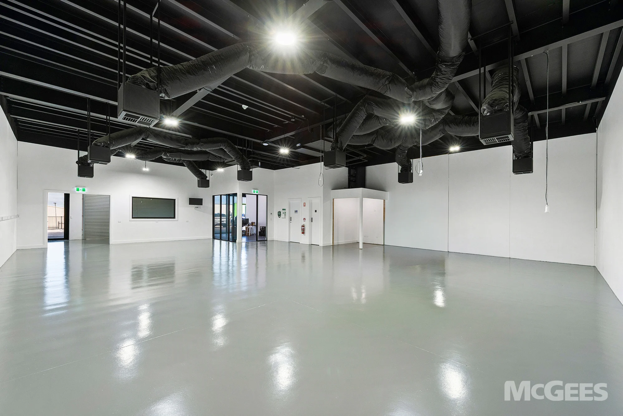 Unit 2 & 3/14 Ellemsea Circuit, Lonsdale — image 3