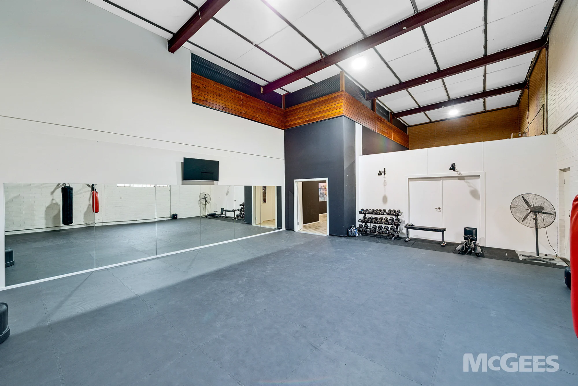 1 & 2/33 Jacobsen Crescent, Holden Hill — image 9